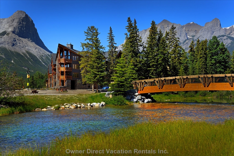 Your luxurious mountain home away from home