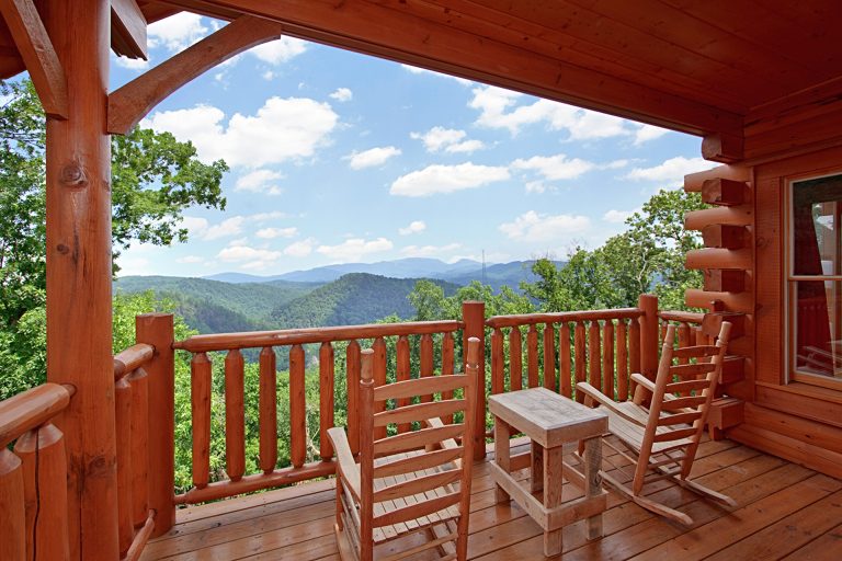 Reconnect with Nature with Sevierville’s Cozy Cabins
