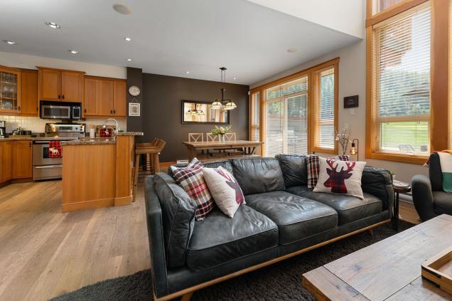  vacation rentals canada british columbia panorama  greywolf dr 