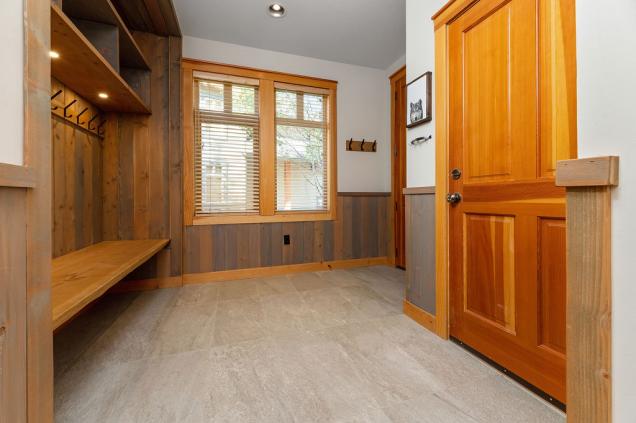  vacation rentals canada british columbia panorama  greywolf dr 
