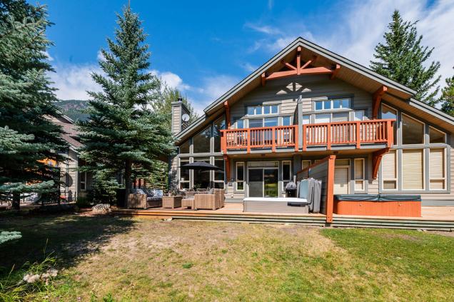  vacation rentals canada british columbia panorama  greywolf dr 