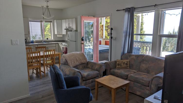  vacation rentals canada british columbia vernon  silver queen road 