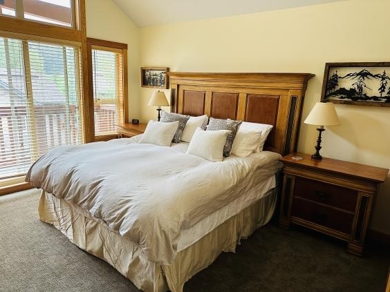  vacation rentals canada british columbia panorama  grey wolf drive 