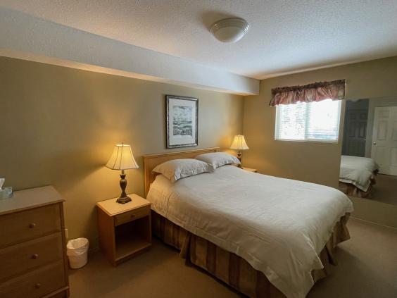  eagles vacation rentals vacation rentals canada british columbia beaverdell 