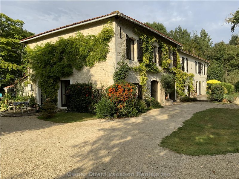  vacation rentals france nouvelle aquitaine saint fraigne route de gouge 