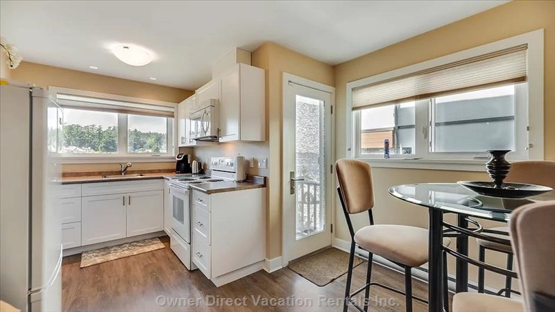  vacation rentals canada british columbia victoria  white rock st 