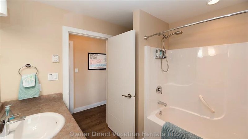  vacation rentals canada british columbia victoria  white rock st 