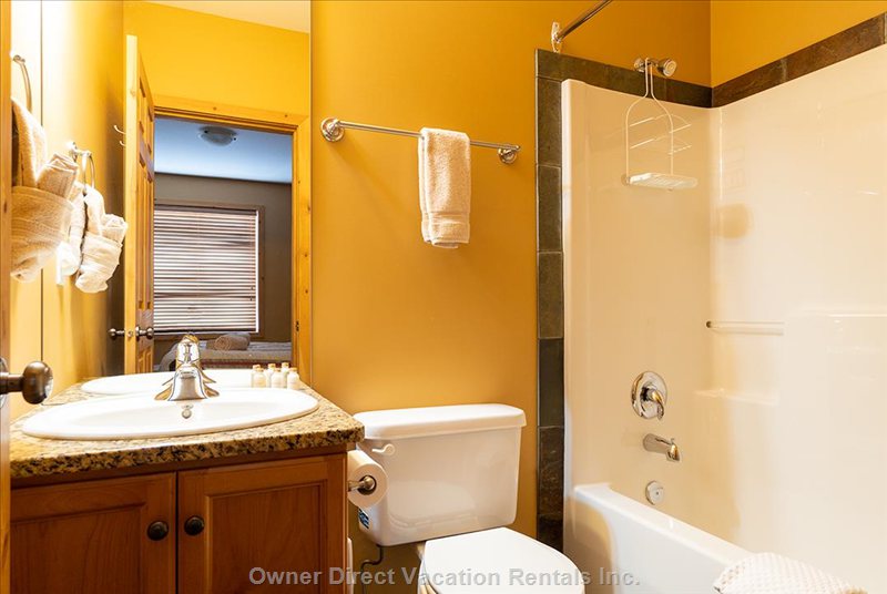  silver tip landing vacation rentals vacation rentals canada british columbia beaverdell 