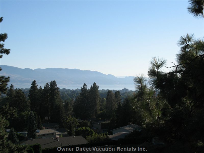  vacation rentals canada british columbia kelowna  montcalm drive 
