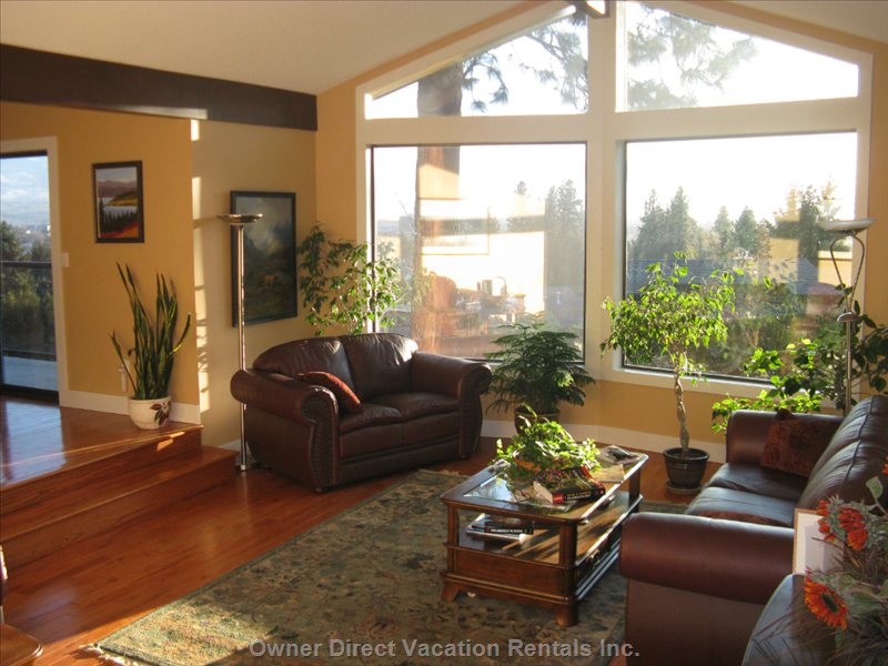  vacation rentals canada british columbia kelowna  montcalm drive 
