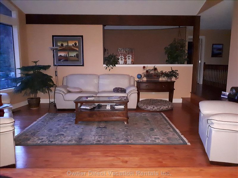  vacation rentals canada british columbia kelowna  montcalm drive 