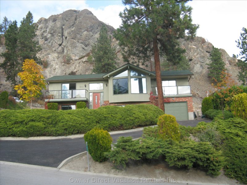  vacation rentals canada british columbia kelowna  montcalm drive 