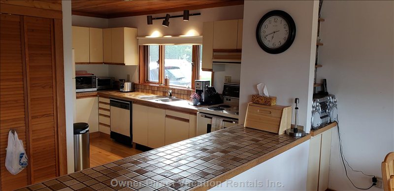  vacation rentals canada british columbia invermere   ave 