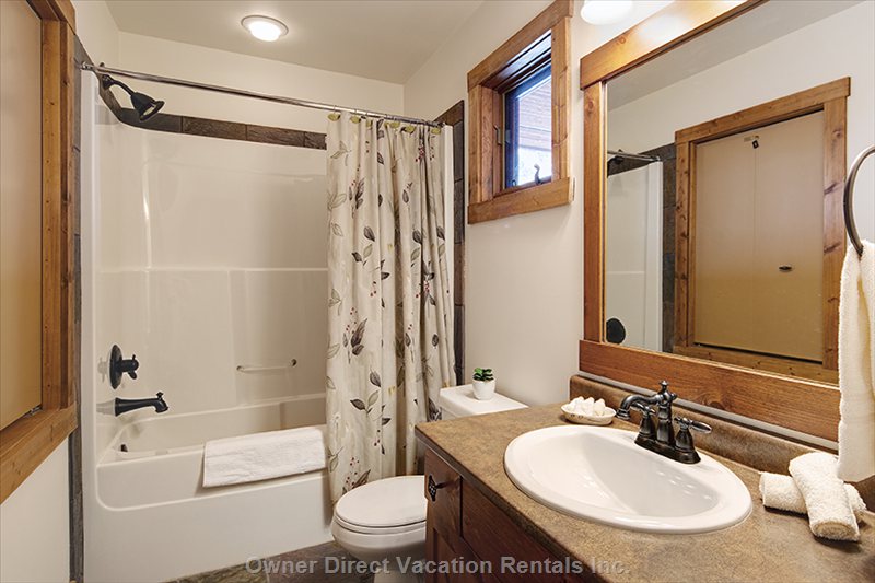  snow pine estates vacation rentals vacation rentals canada british columbia beaverdell 