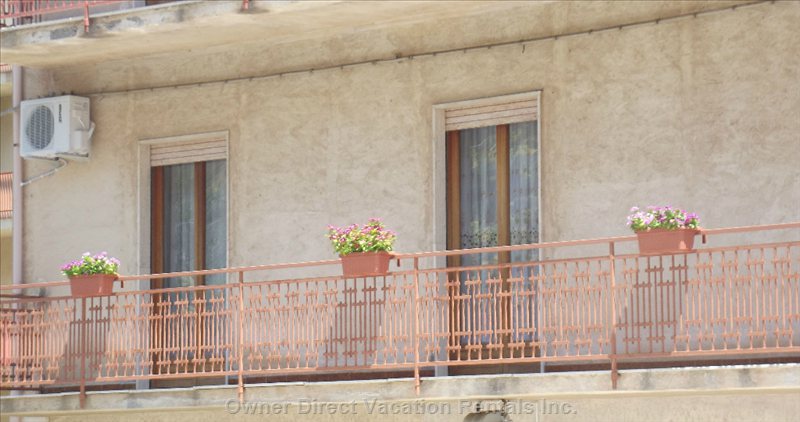  vacation rentals italy sicilia castellammare del golfo via francesco crispi  