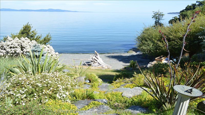  vacation rentals canada british columbia victoria  parker ave 