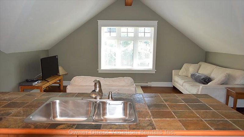  vacation rentals canada british columbia victoria  parker ave 