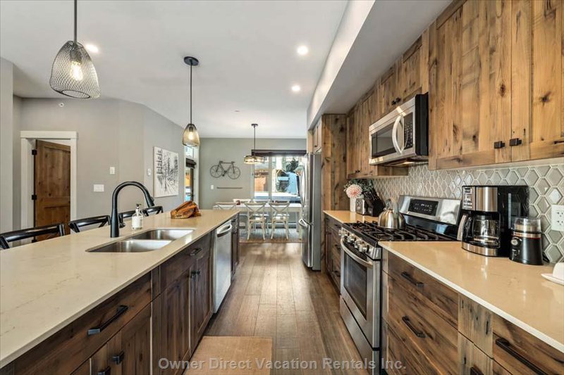  vacation rentals canada british columbia sun peaks  valley drive 