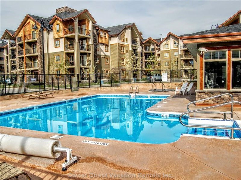  lake windermere pointe vacation rentals vacation rentals canada british columbia athalmer 