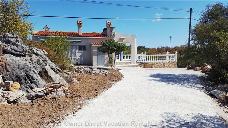  vacation rentals portugal faro santo estevo  igreja de santo estevo 