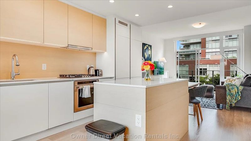  vacation rentals canada british columbia victoria   saghalie rd 