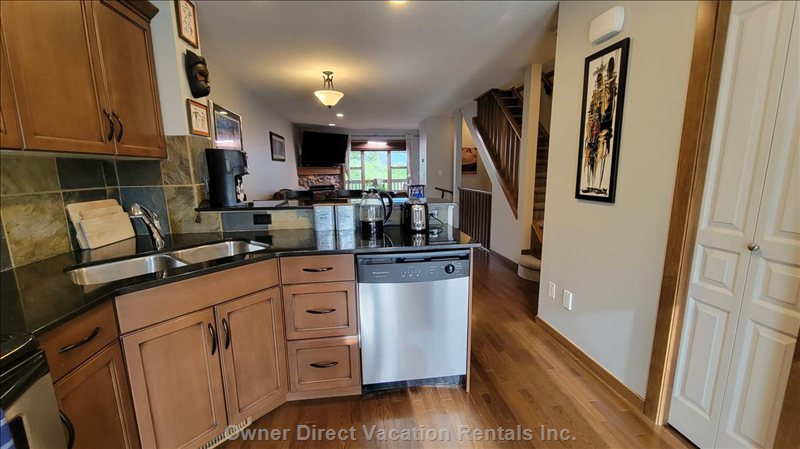  vacation rentals canada british columbia invermere  th street 