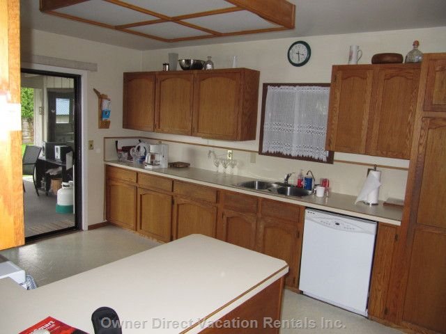  vacation rentals canada british columbia vernon  ewings landing road 
