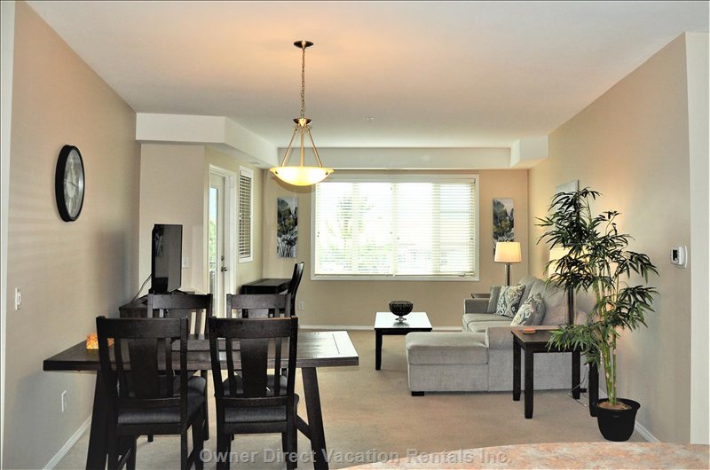  vacation rentals canada british columbia kelowna  country club drive 