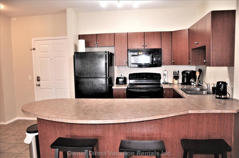  vacation rentals canada british columbia kelowna  country club drive 