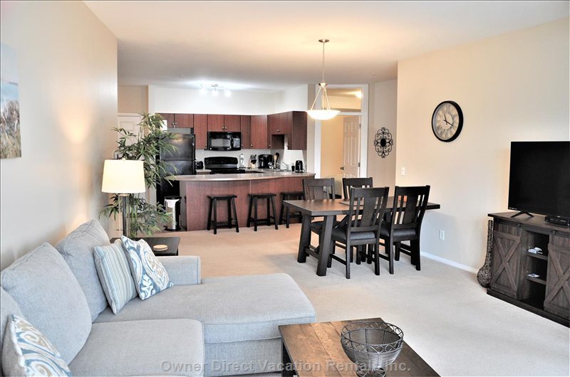  vacation rentals canada british columbia kelowna  country club drive 
