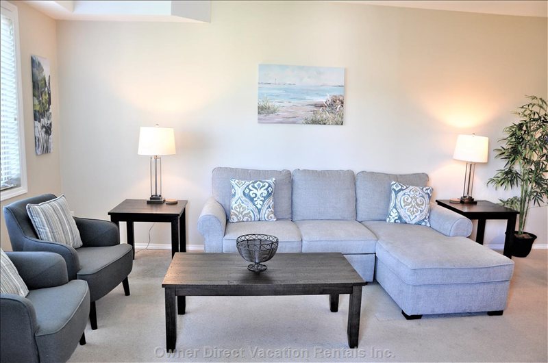  vacation rentals canada british columbia kelowna  country club drive 