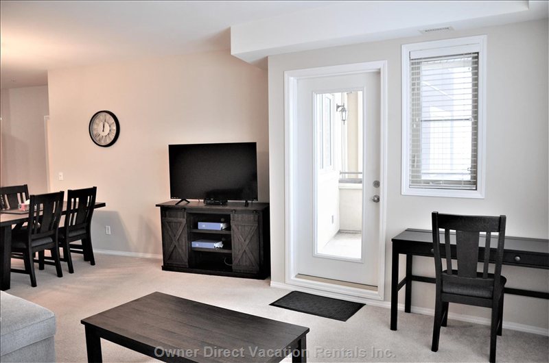  vacation rentals canada british columbia kelowna  country club drive 