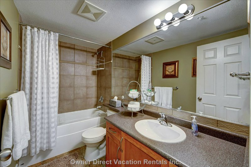  vacation rentals canada british columbia kelowna  sunset 