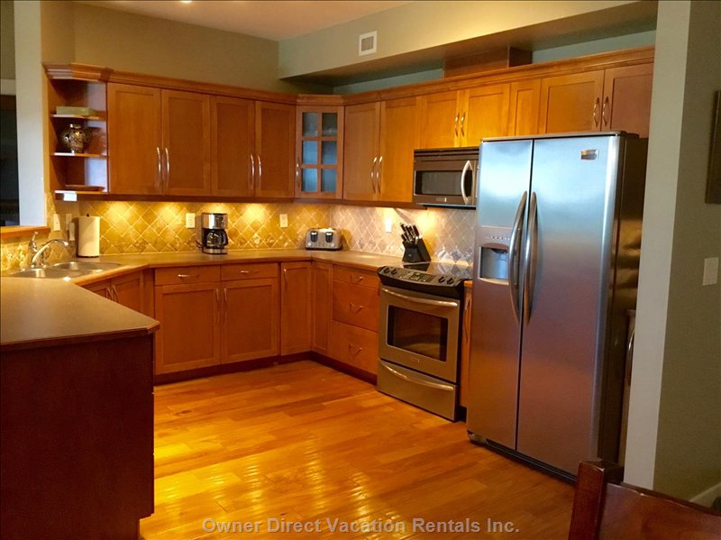  vacation rentals canada british columbia kelowna  sunset 