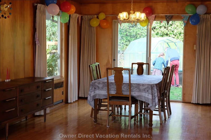  vacation rentals canada british columbia victoria  gonzales ave 