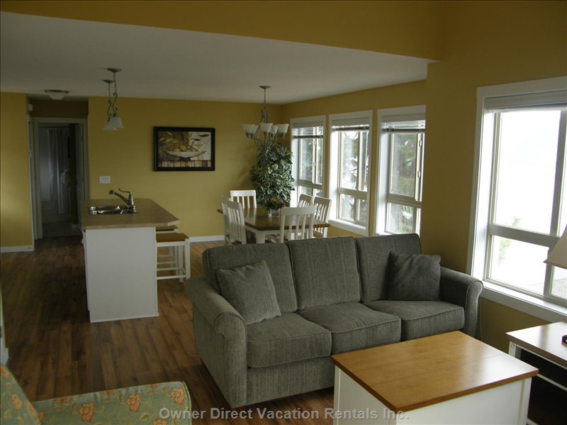  vacation rentals canada british columbia west kelowna  barcelona drive east 