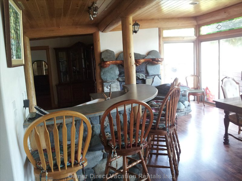  vacation rentals canada british columbia crescent bay  hwy a north nelson 