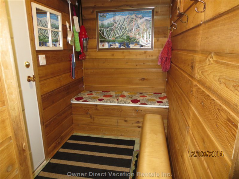  monashee inn vacation rentals vacation rentals canada british columbia beaverdell 