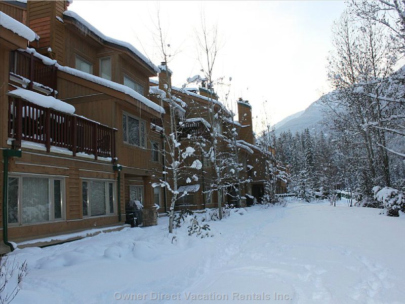  toby creek lodge vacation rentals vacation rentals canada british columbia panorama 