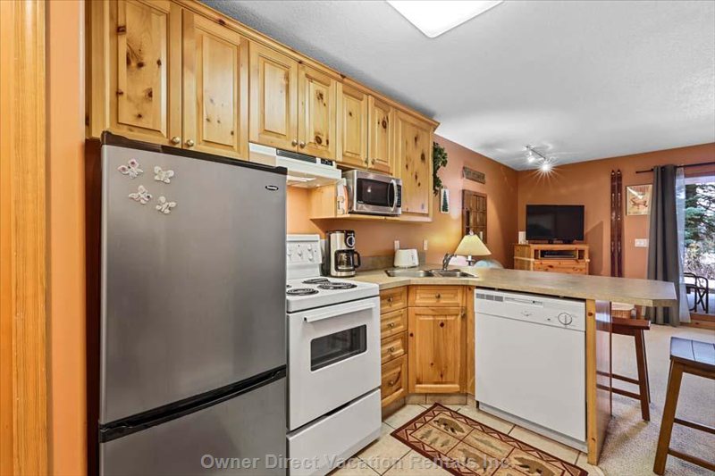  snow creek village vacation rentals vacation rentals canada british columbia sun peaks 