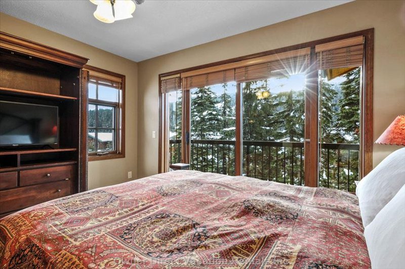  trails edge vacation rentals vacation rentals canada british columbia sun peaks 
