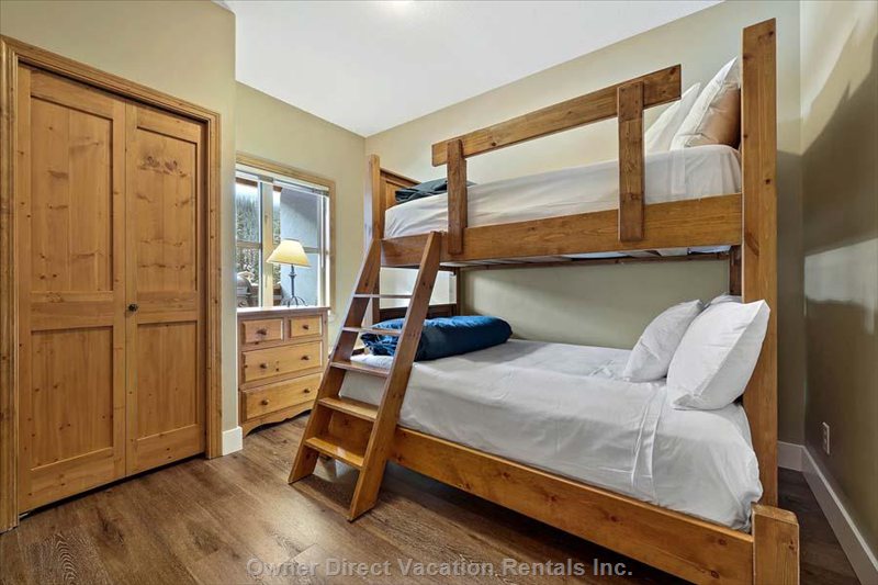  crystal forest vacation rentals vacation rentals canada british columbia sun peaks 