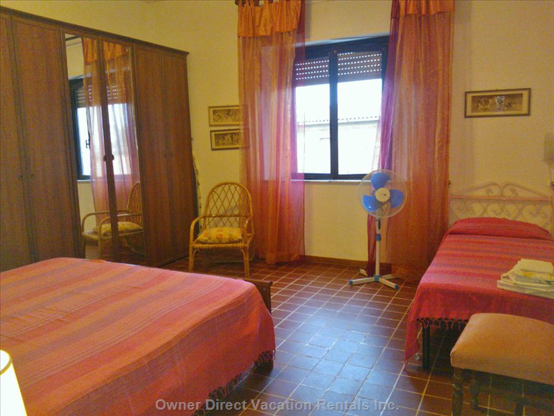  vacation rentals italy umbria castiglione del lago via partigiani  villastrada umbra 