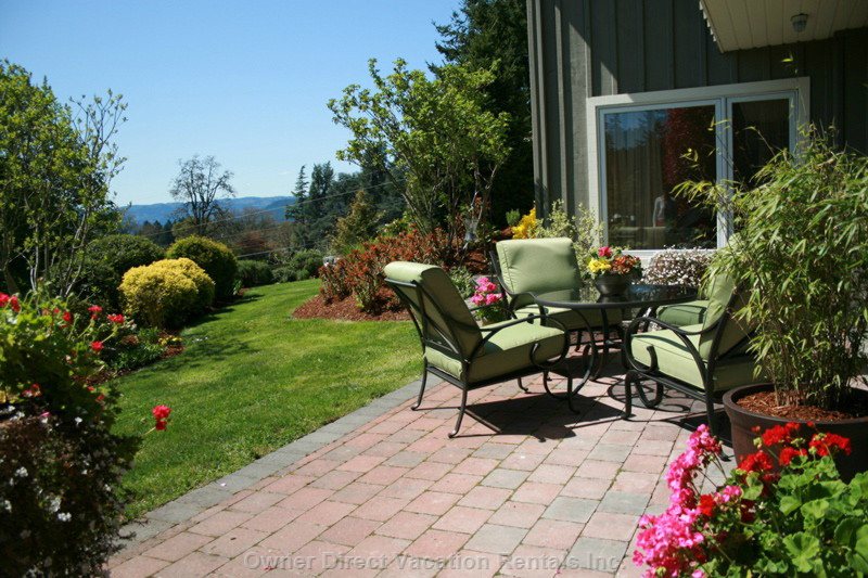  vacation rentals canada british columbia saanichton  mt newton x road 