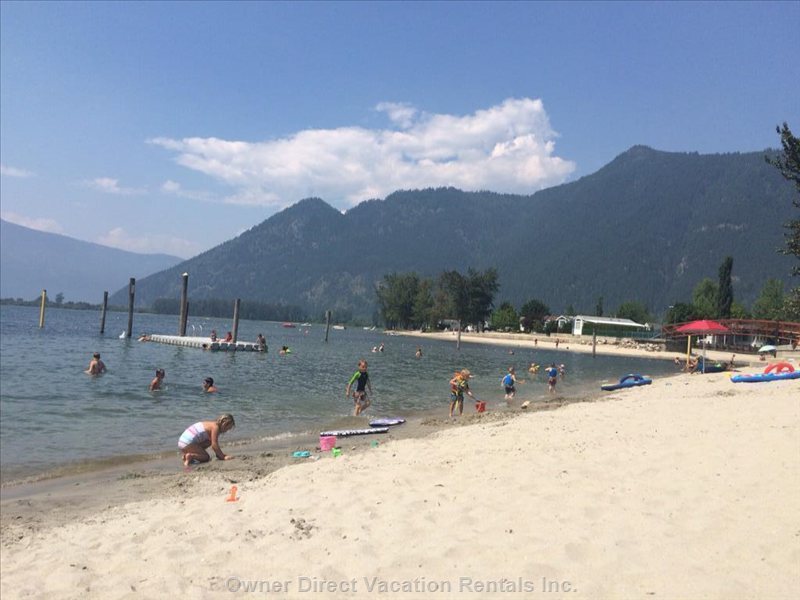  vacation rentals canada british columbia sicamous  riverside avenue 