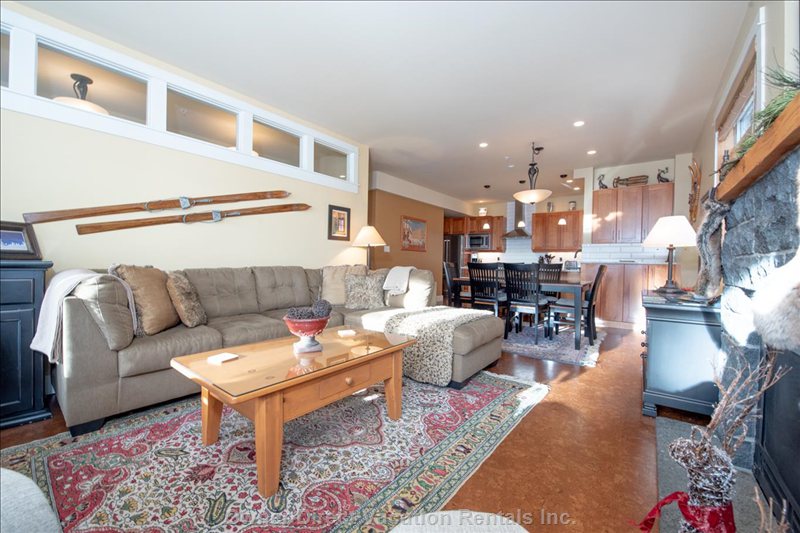  the knoll vacation rentals vacation rentals canada british columbia vernon 