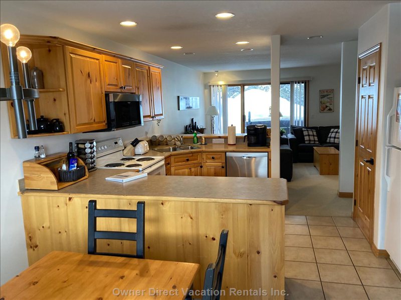  snow creek village vacation rentals vacation rentals canada british columbia sun peaks 
