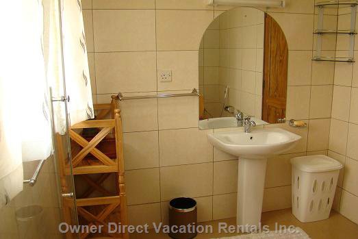  vacation rentals tanzania arusha region arusha  sangananu road 