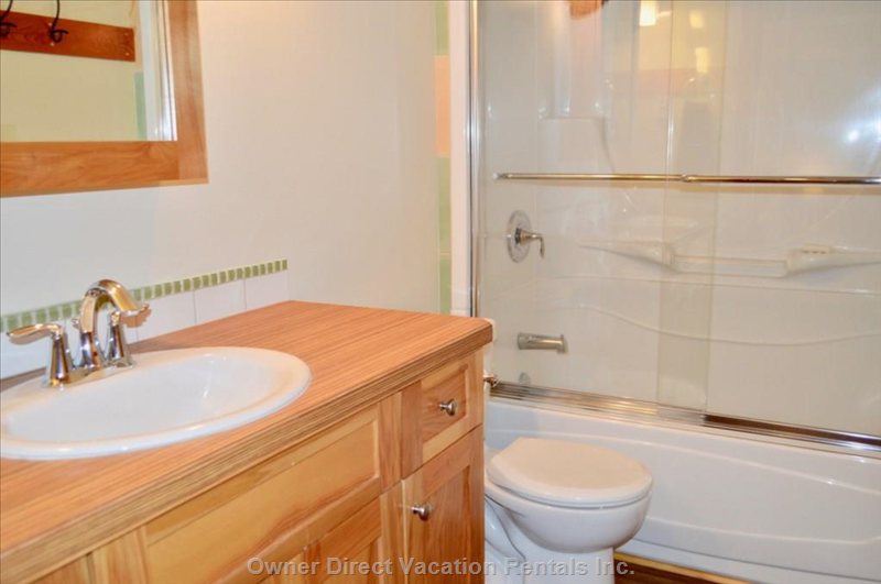  vacation rentals canada british columbia trail  mann rd 
