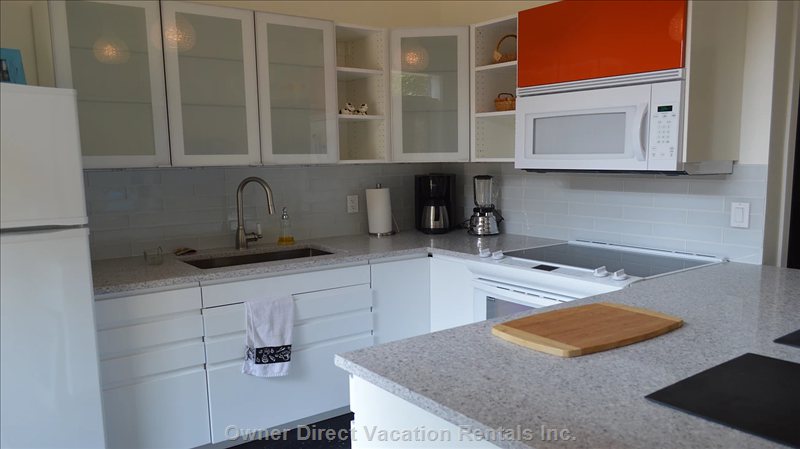  vacation rentals canada british columbia victoria  meadowbrook rd 